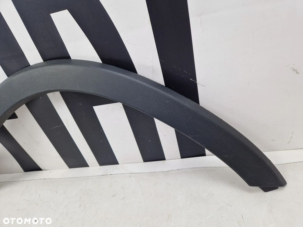 Listwa nakładka lewego tylnego błotnika na błotnik Fiat Panda III 4x4 od 2012 roku - 3