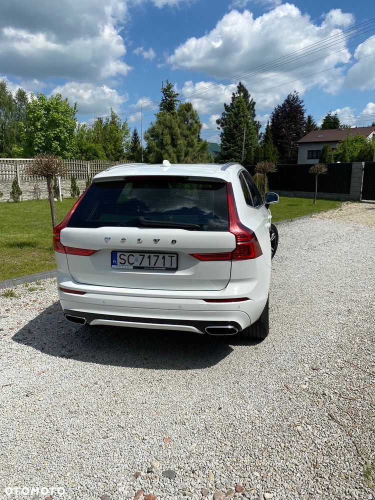 Volvo XC 60 D4 AWD R-Design - 4