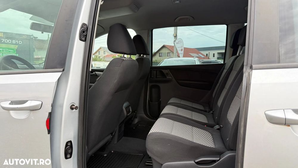 Volkswagen Sharan - 8