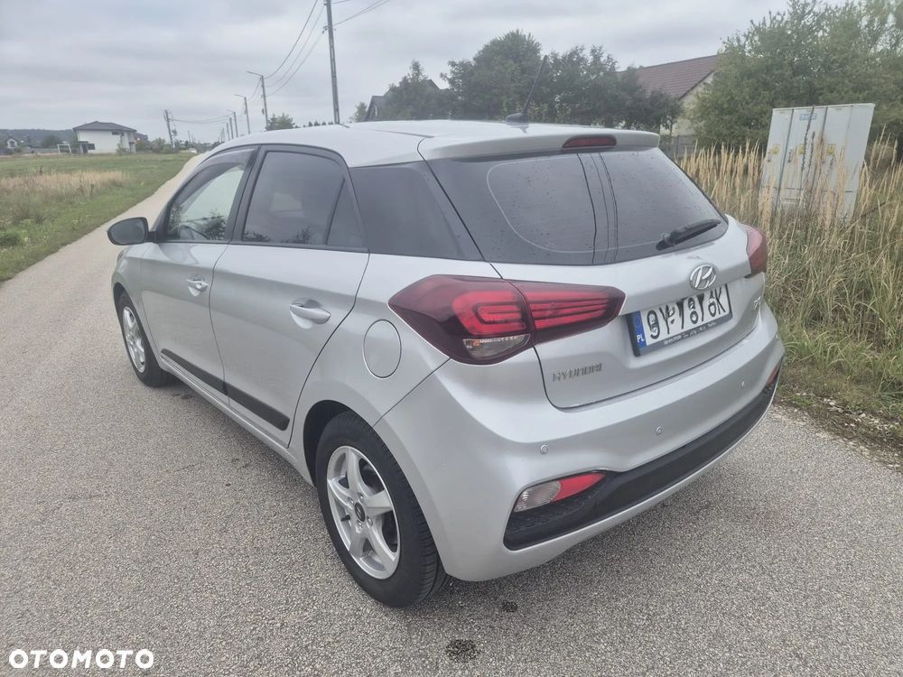 Hyundai i20 1.2 Classic + - 9