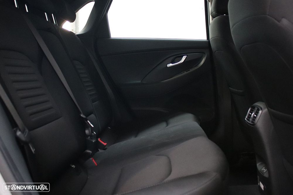 Hyundai i30 1.0 T-GDI Style Plus DCT - 21
