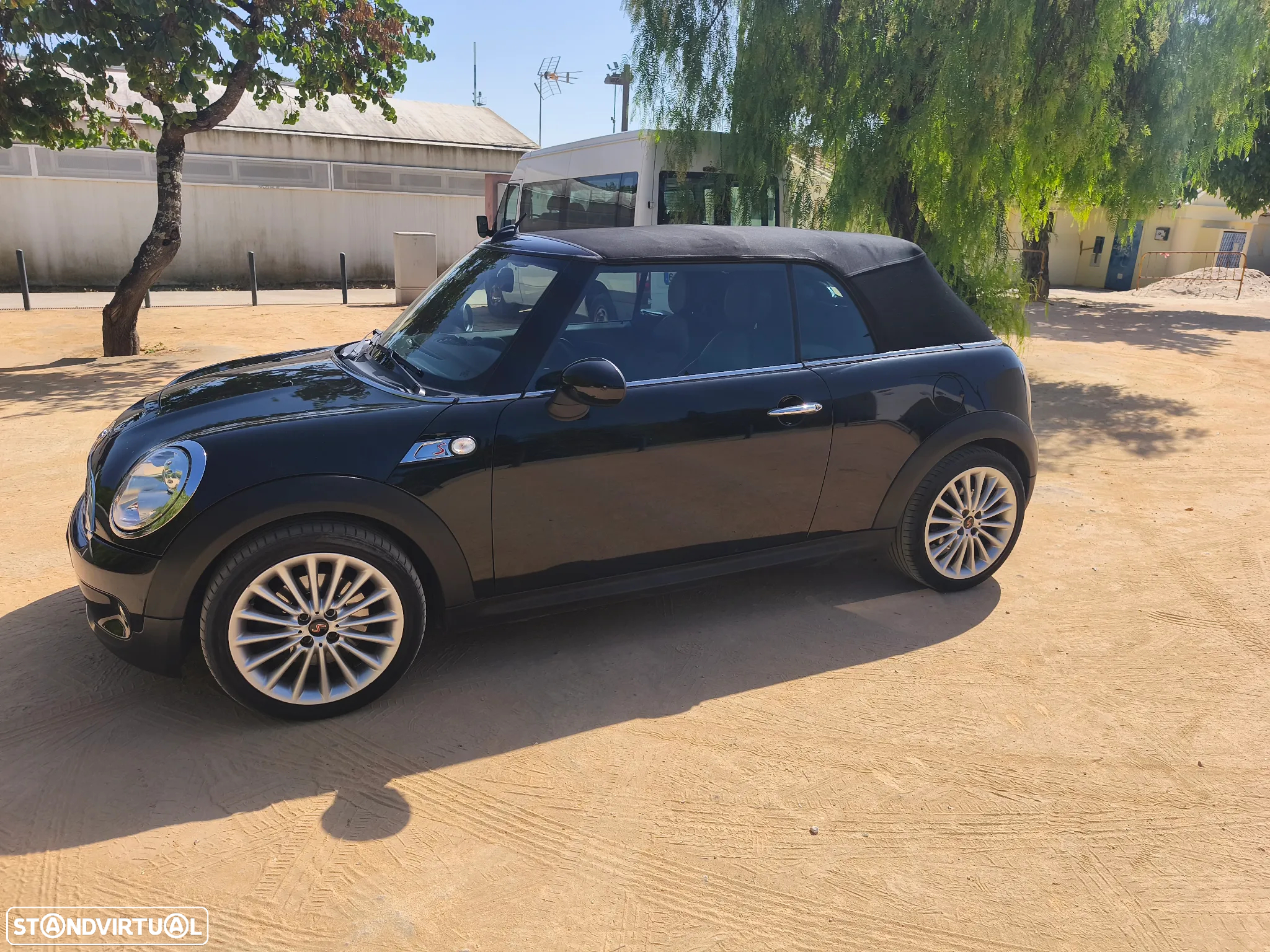 MINI Cabrio Cooper S - 5