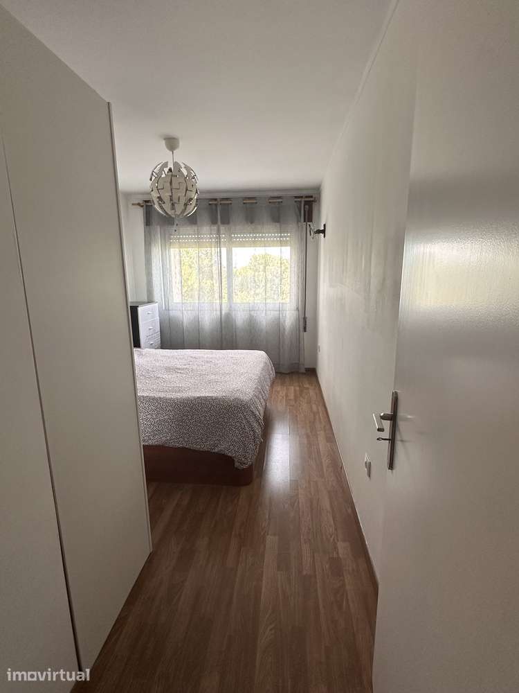 Arrenda quartos em Apartamento Aldoar - Grande imagem: 2/13