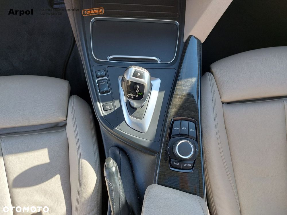 BMW Seria 3 320d xDrive Sport Line - 30