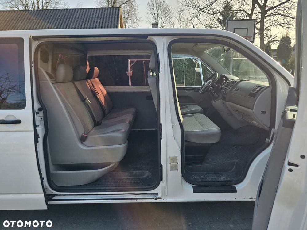 Volkswagen Transporter - 18