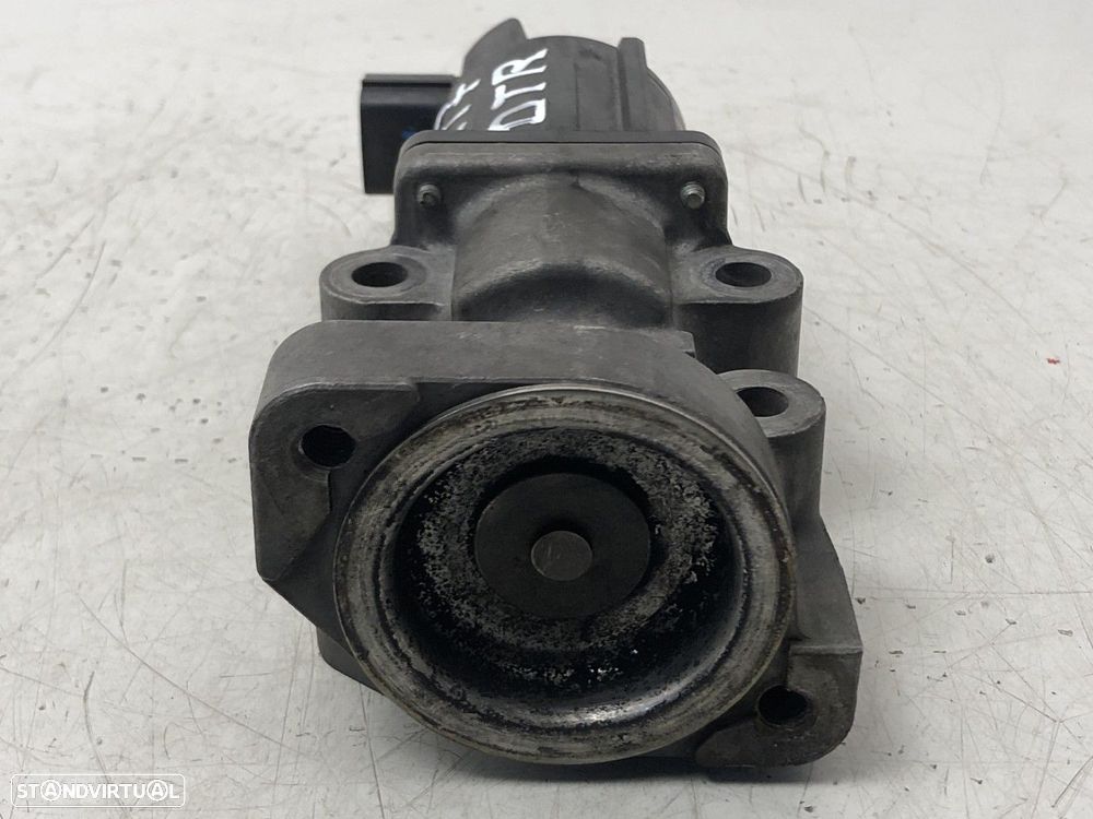 Válvula EGR Usado OPEL ZAFIRA B 1.7 CDTI REF. 8973766633 MOTOR Z17DTR - 4