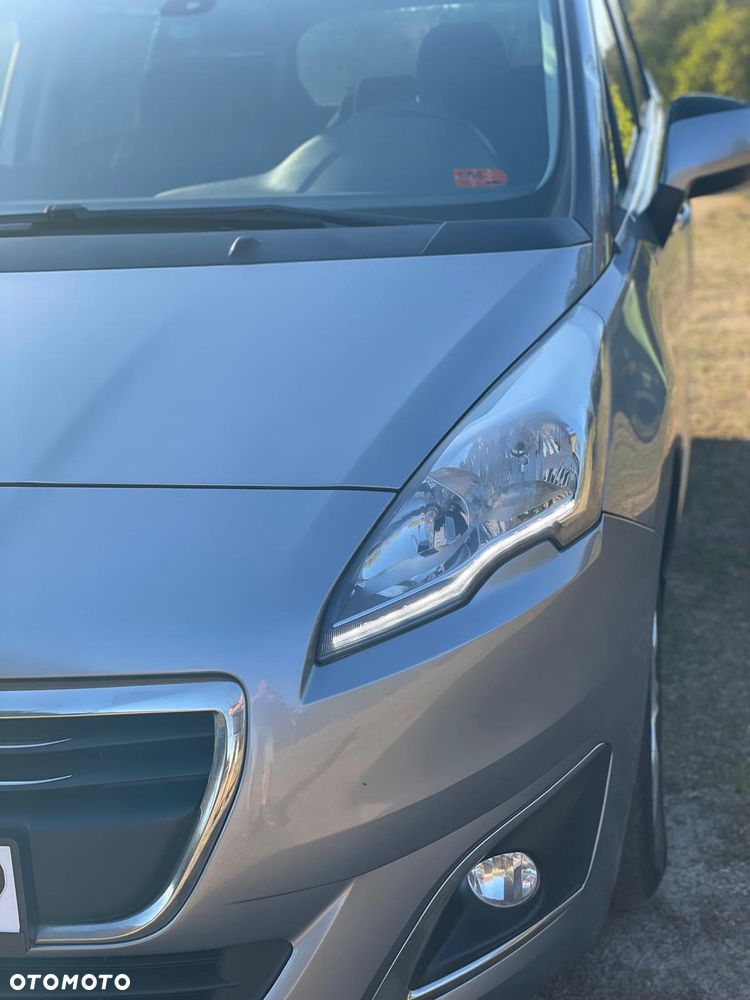 Peugeot 5008 BlueHDI 120 EAT6 Stop & Start Active - 32