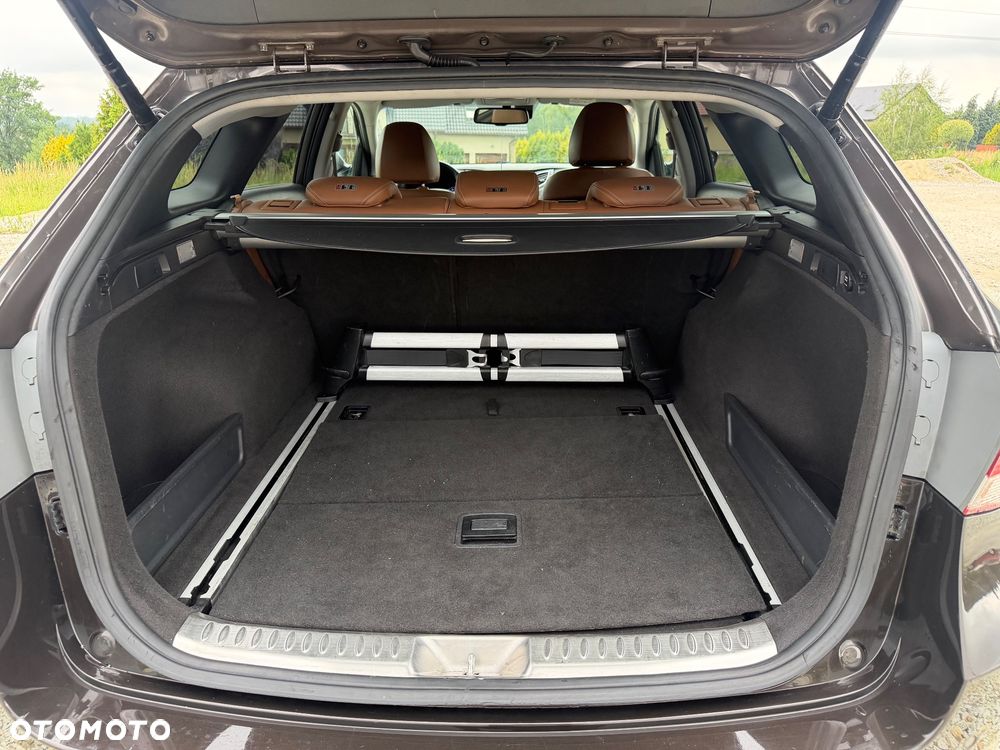 Hyundai i40 Kombi 2.0 Premium - 12