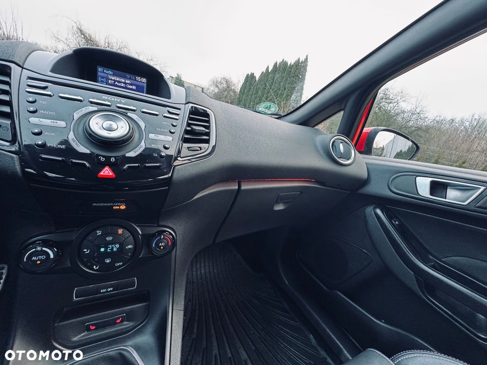 Ford Fiesta 1.6 EcoBoost mit Leder-Sport-Paket ST - 21