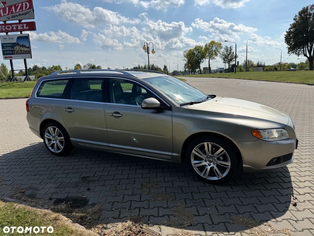 Volvo V70 2.0T Powershift Momentum - 11