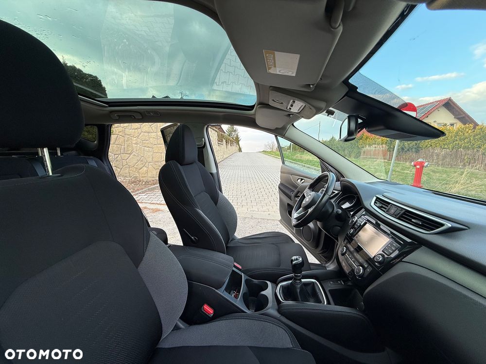 Nissan Qashqai 1.6 Tekna - 19