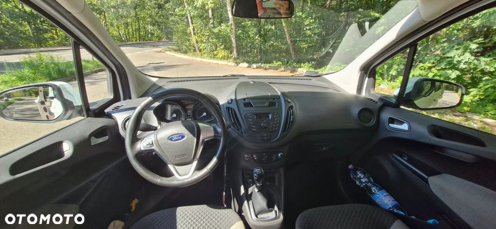 Ford Transit Courier - 7
