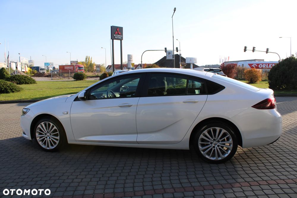 Opel Insignia 1.6 CDTI Enjoy S&S - 10