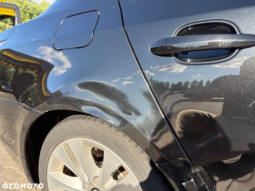 BMW Seria 5 525i - 27