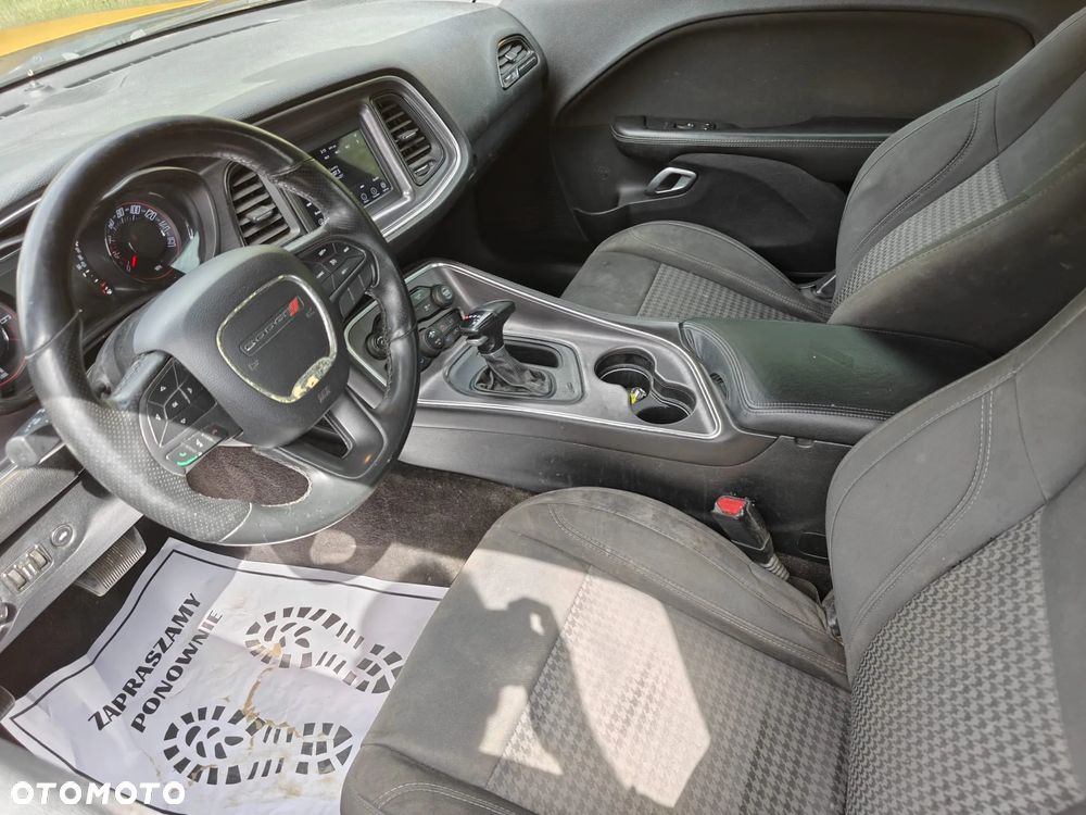 Dodge Challenger 3.6 SXT Plus - 9