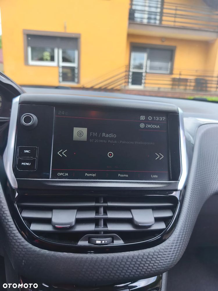 Peugeot 208 1.2 PureTech Allure S&S - 15