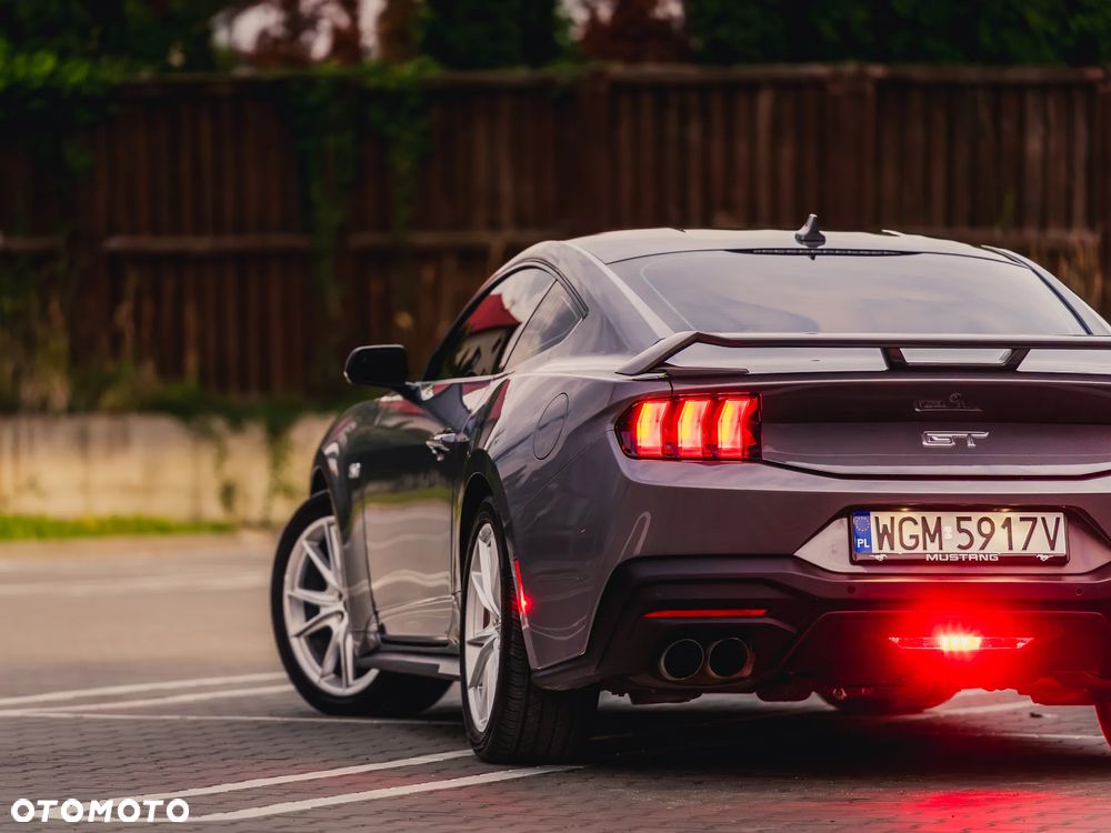Ford Mustang - 20