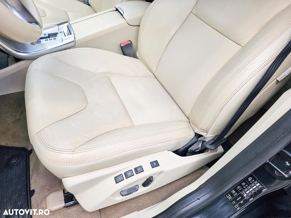 VOLVO XC60 2012 — imagine 28