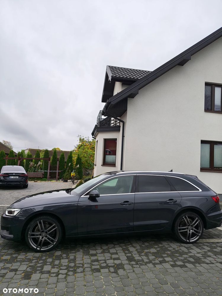 Audi A4 Avant - 11