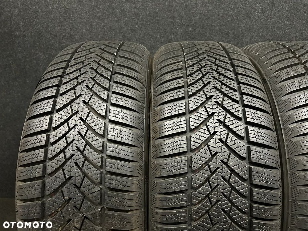 Opony zimowe Semperit Speed-Grip 3 205/55/16 91H 4szt. JAk Nowe! - 2