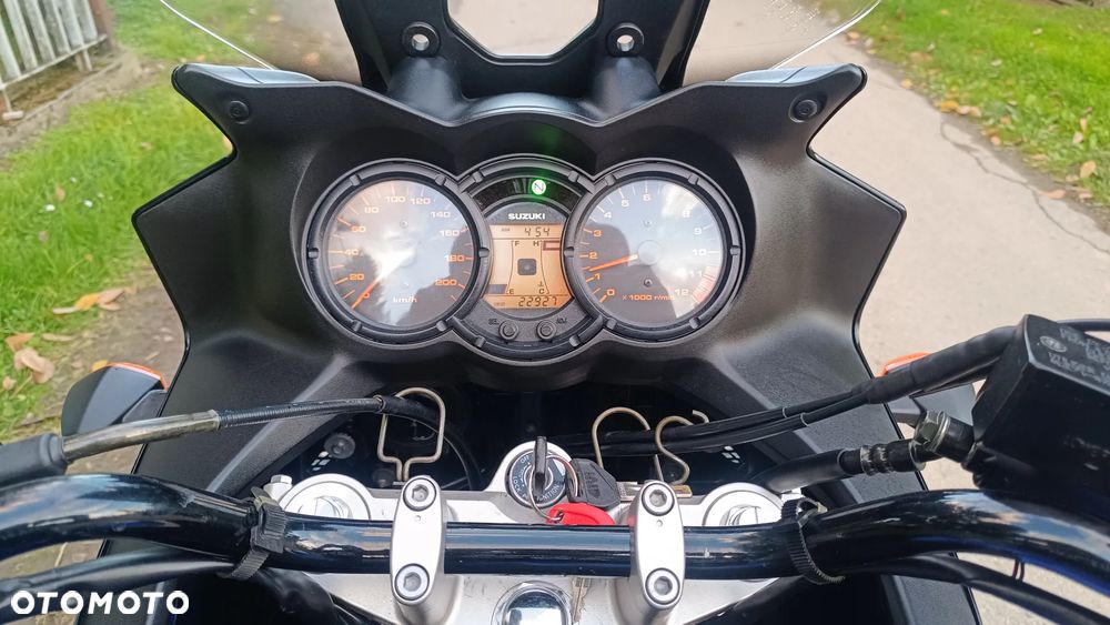 Suzuki DL - 7