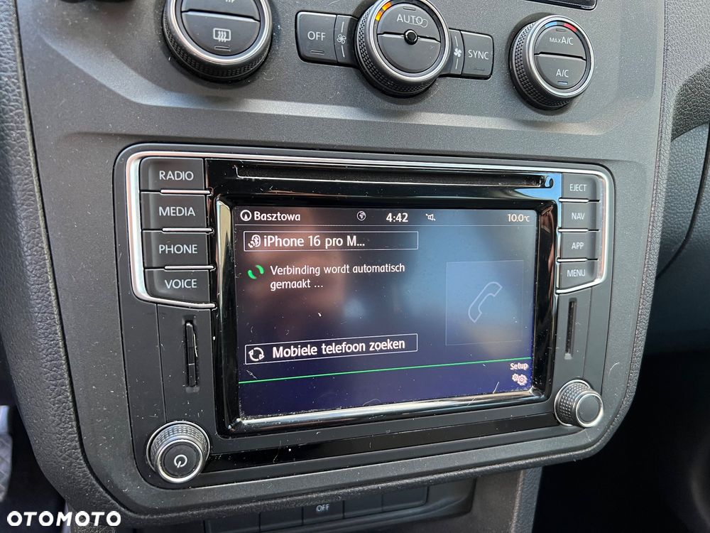 Volkswagen Caddy Maxi 2.0 TDI Comfortline DSG - 22