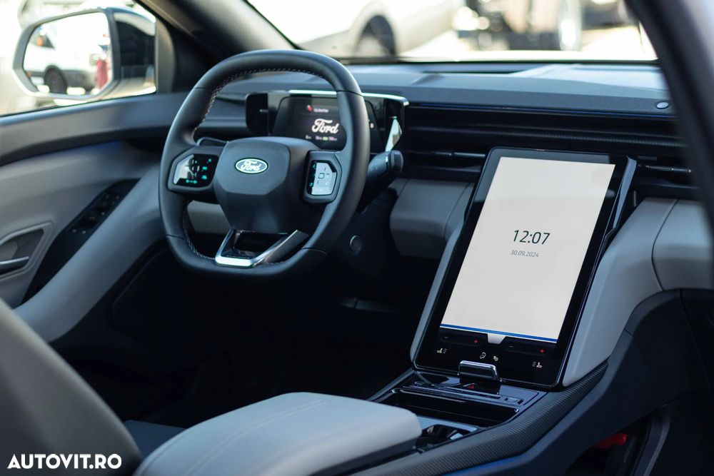 Ford Explorer AWD 79 kWh Extended Range Premium - 15