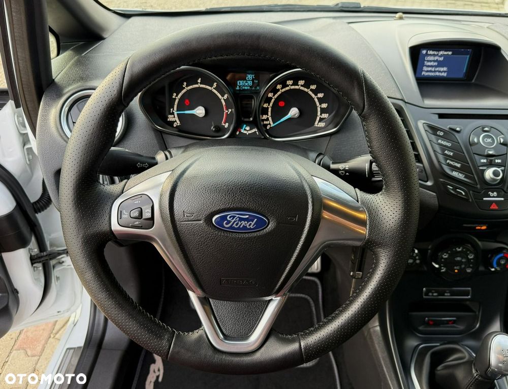 Ford Fiesta 1.0 EcoBoost S&S ST-LINE X - 31