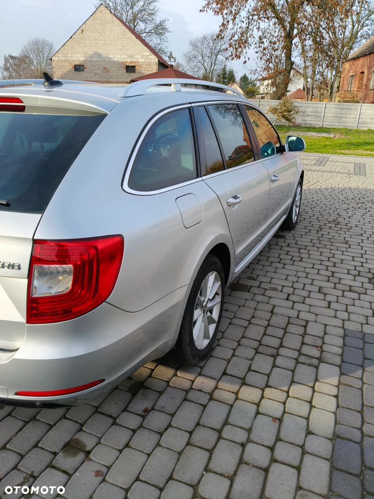 Skoda Superb 2.0 TDI Ambition Outdoor - 7
