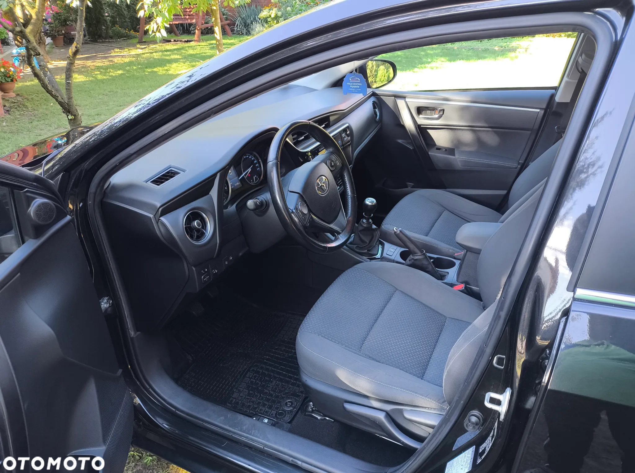 Toyota Corolla 1.6 Comfort - 12