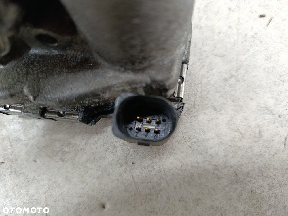 PRZEPUSTNICA RENAULT ESPACE IV 8200330810D 0281002681  BOSCH 2.0 DCI - 6