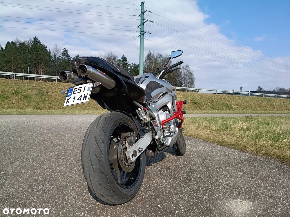 Yamaha FZ6 - 5