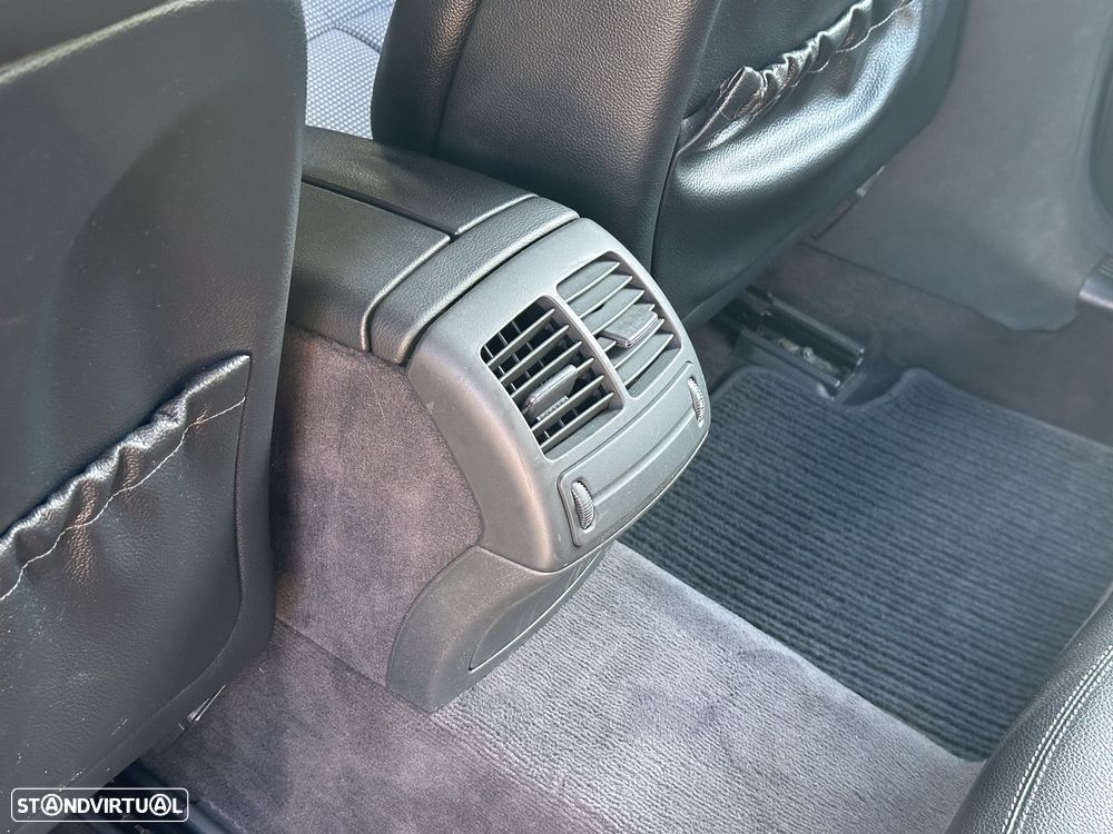 Mercedes-Benz E 220 CDI Avantgarde DPF - 35