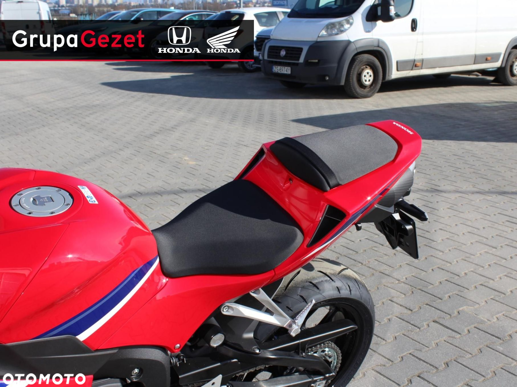 Honda CBR - 8