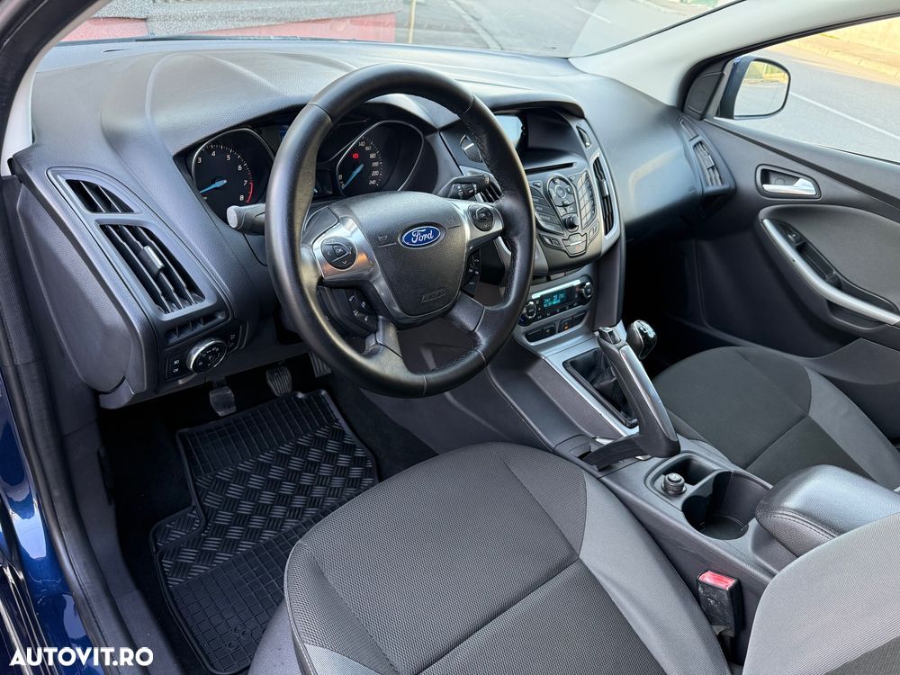 Ford Focus - 16