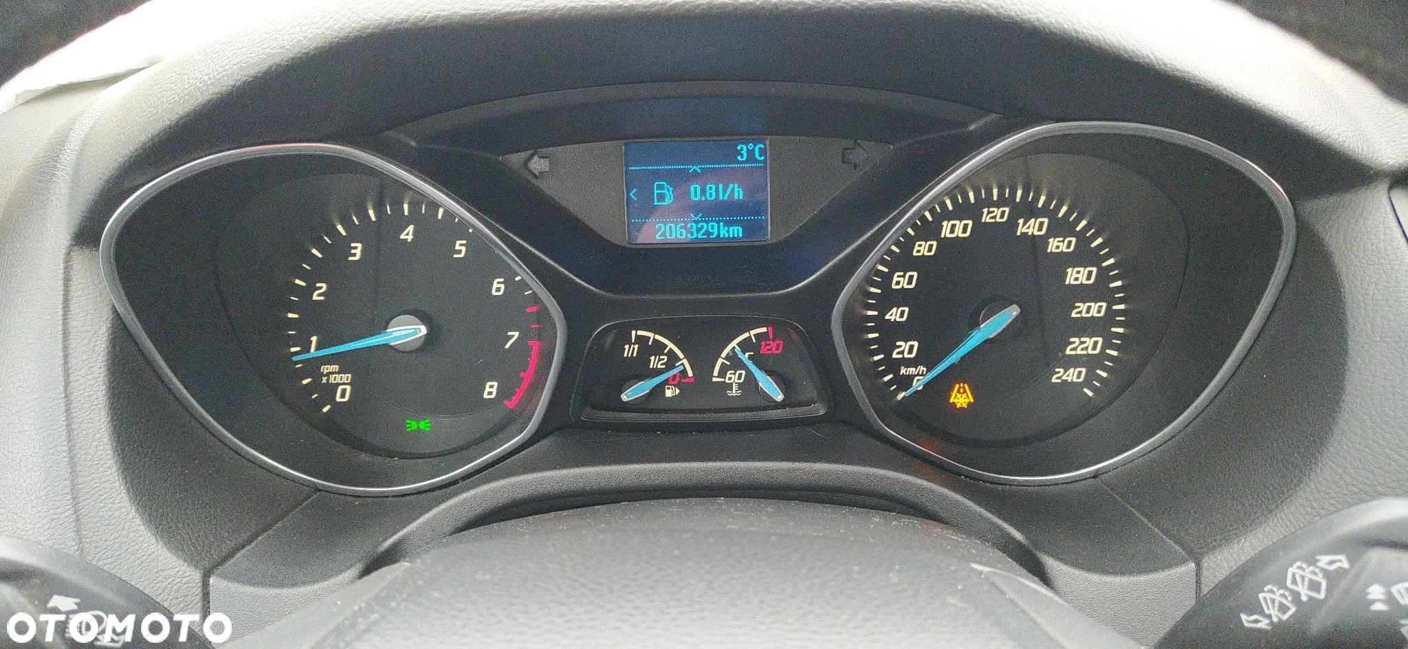 Ford Focus 1.6 Ambiente - 21