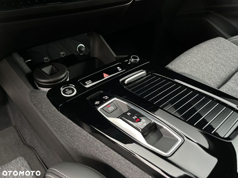 Audi Q6 e-tron - 28