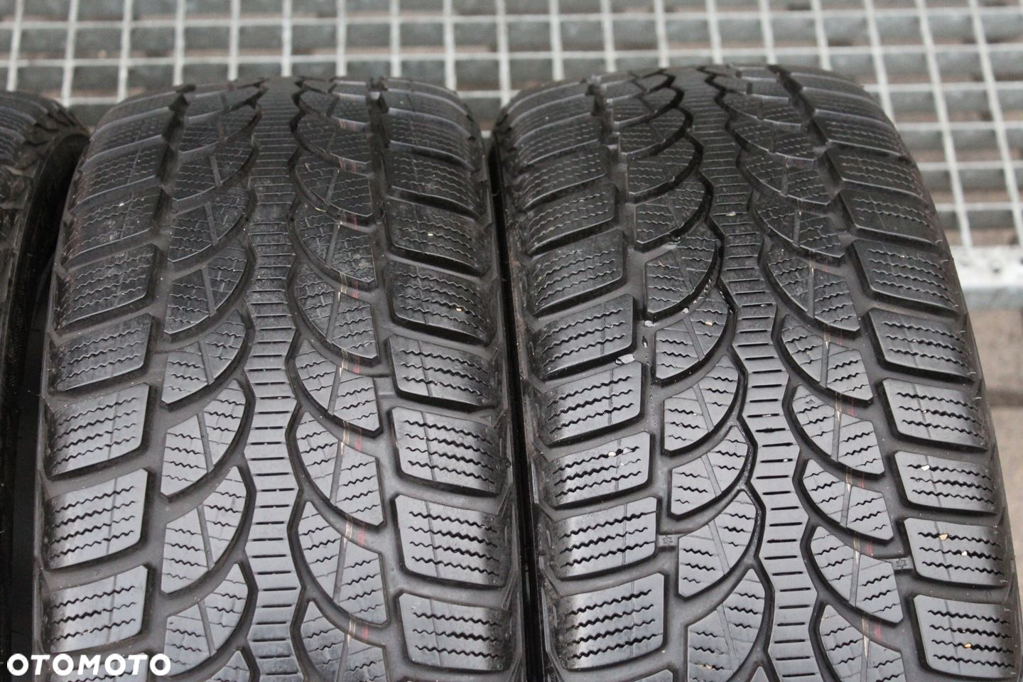 4x 195/50R16 BRIDGESTONE BLIZZAK LM-32 AO 88H 17r - 2