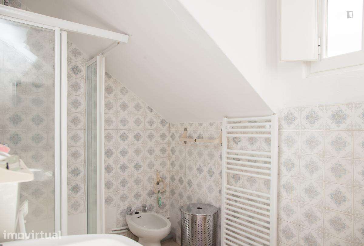 Quarto - localizado em Montes Claros Coimbra - Grande imagem: 2/17