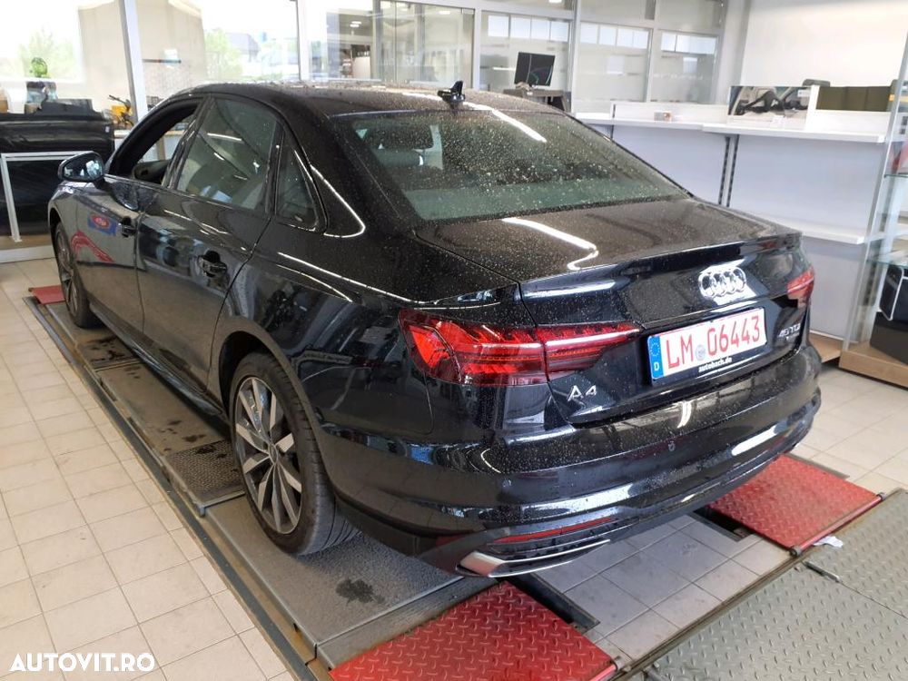 Audi A4 Limuzina 40 TDI quattro S tronic MHEV Advanced - 3