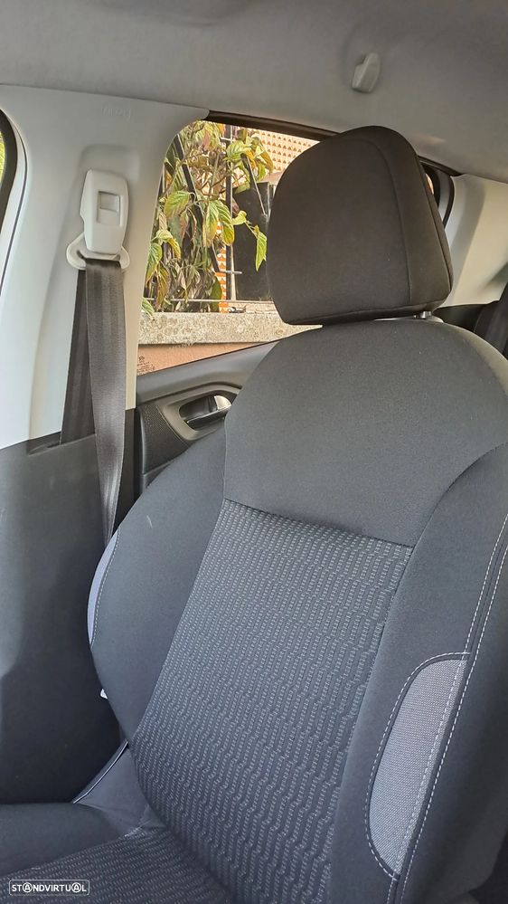 Peugeot 208 PureTech 82 Style - 7