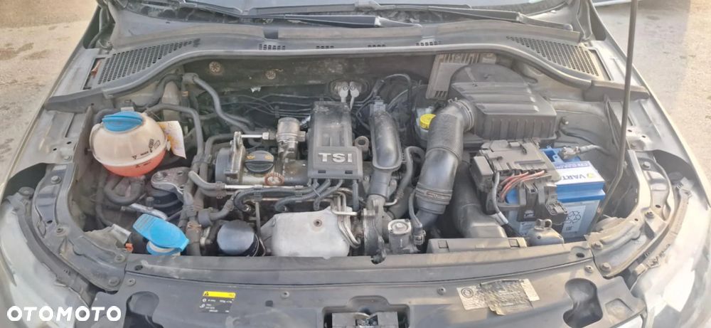 SKODA RAPID lampa lewy lub prawy przód europa - 4