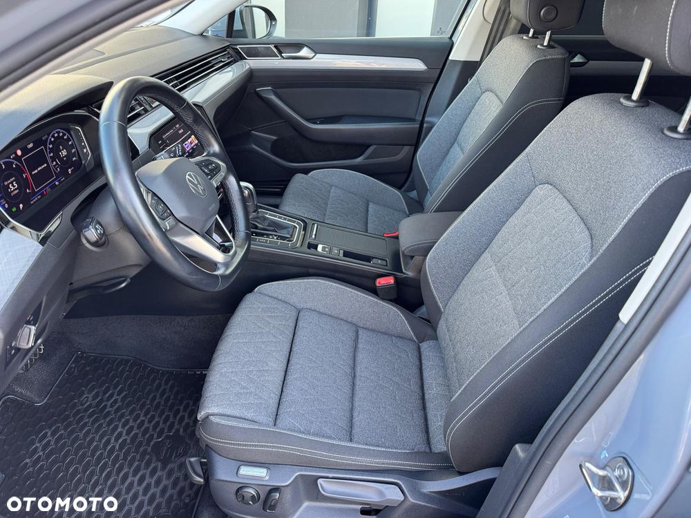 Volkswagen Passat Variant 2.0 TDI Business DSG - 11