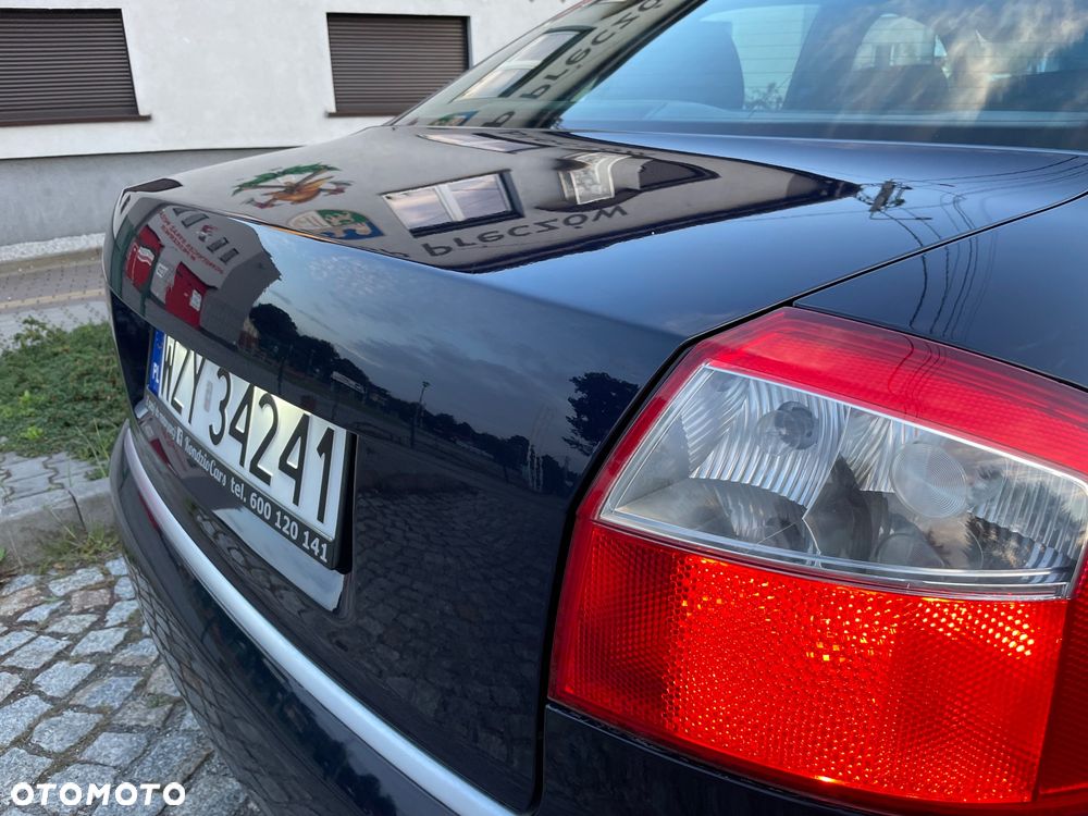 Audi A4 ver-2-0 - 25