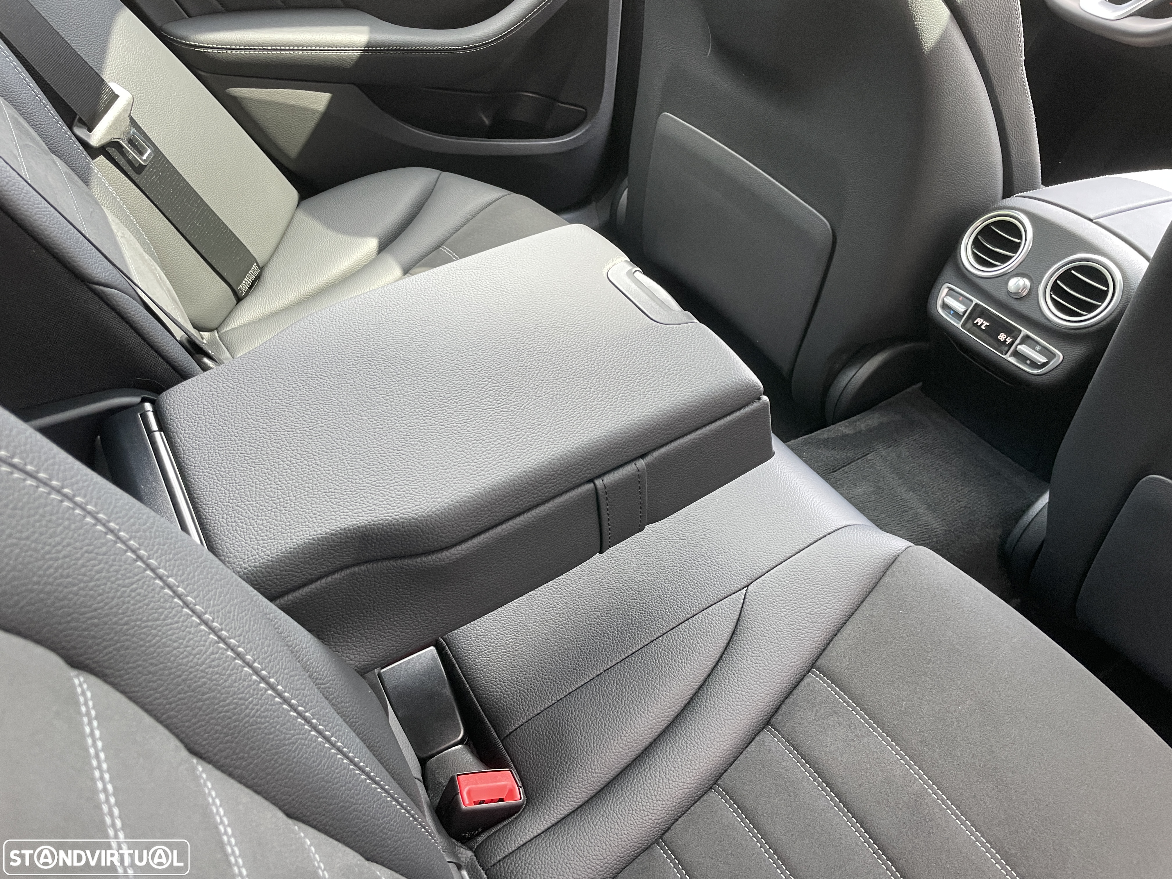 Mercedes-Benz C 220 d - 35