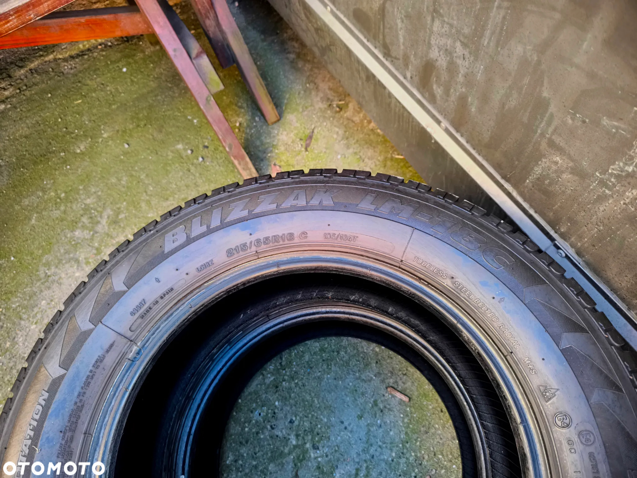 215/65R16C 16 C 106/104T Opony zimowe zima BRIDGESTONE BLIZZAK LM-18C 6mm Legnica ALU-RAD 215/65 - 6