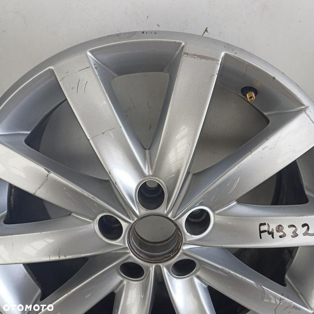 Alufelga 5x112 17 VW Golf Jetta 5K0601025F (F4932) - 4