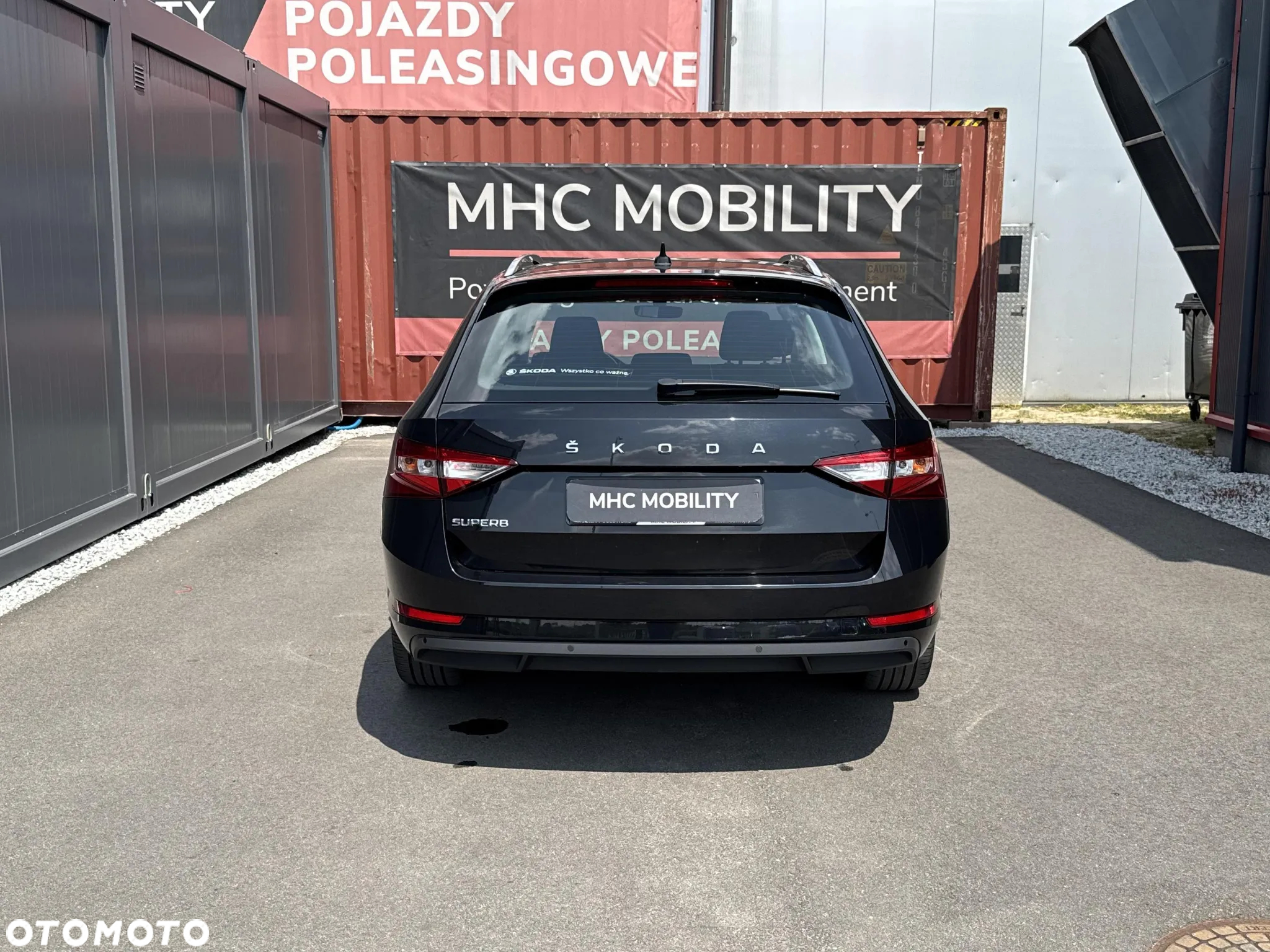 Skoda Superb 2.0 TSI Ambition DSG - 11