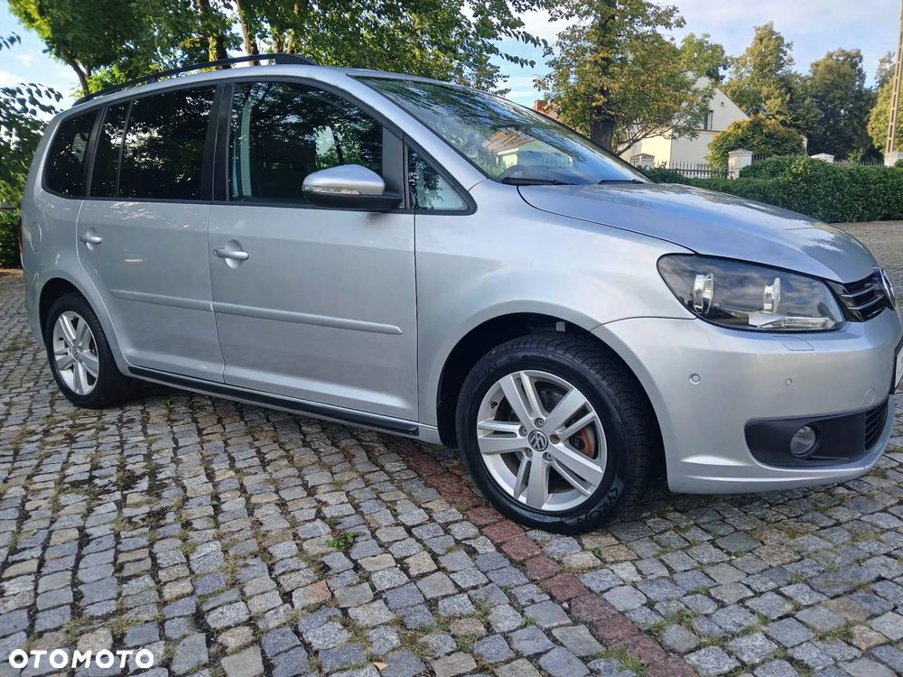 Volkswagen Touran - 9