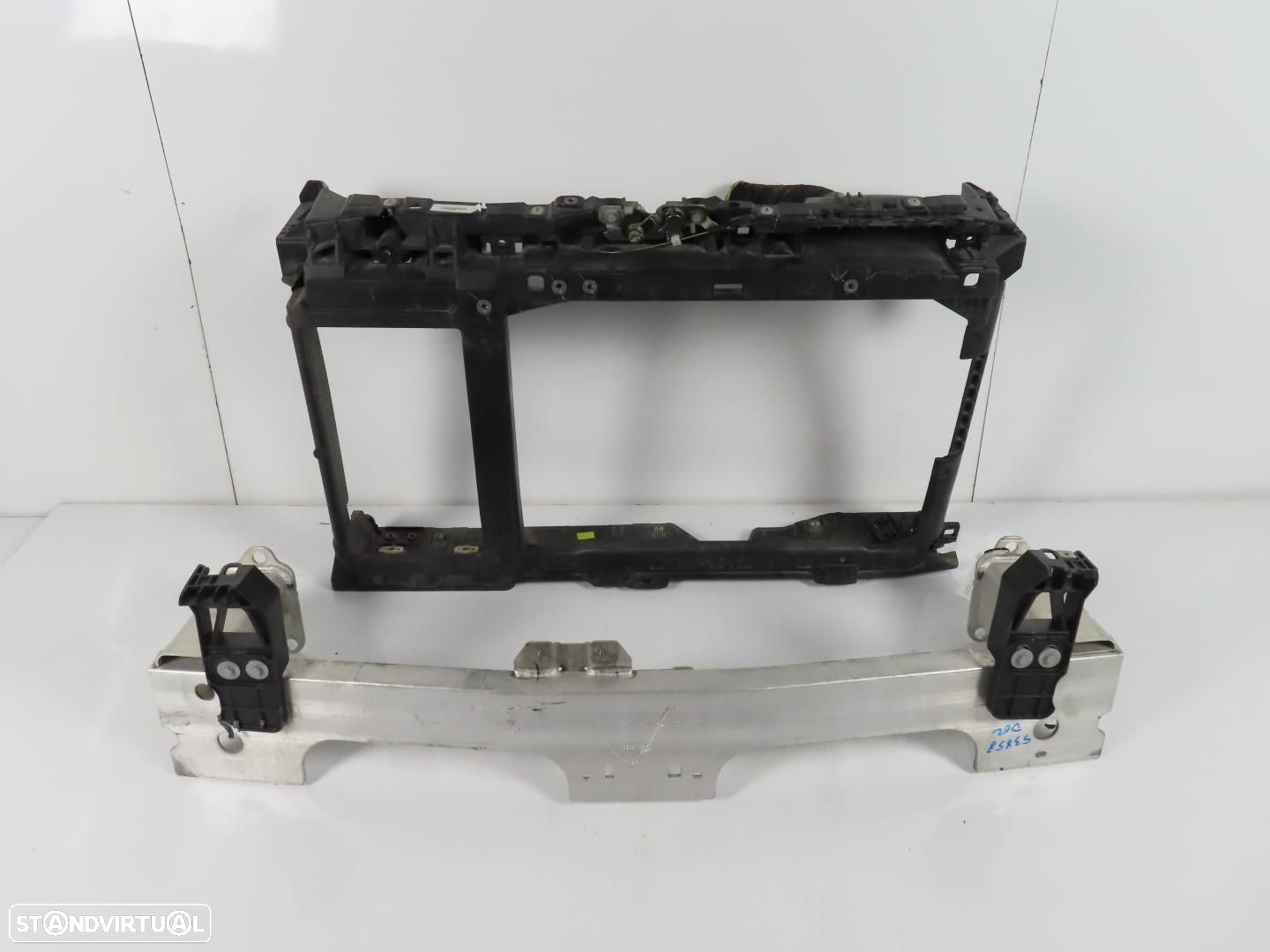 Frente em Fibra com Reforço Frente Usado / Original PEUGEOT 2008 II (U_) 9823718... - 1